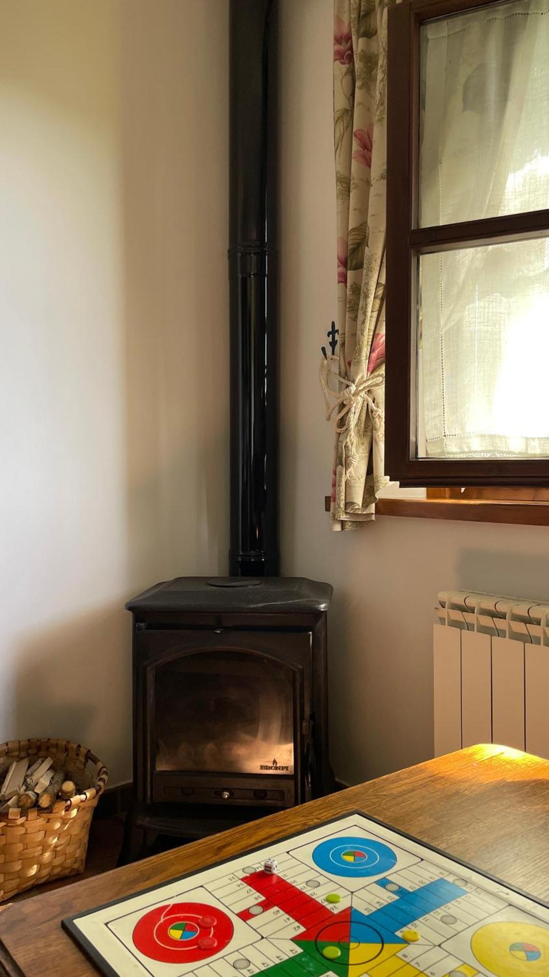 Apartamentos El Picoretu Mestas De Con Exteriér fotografie