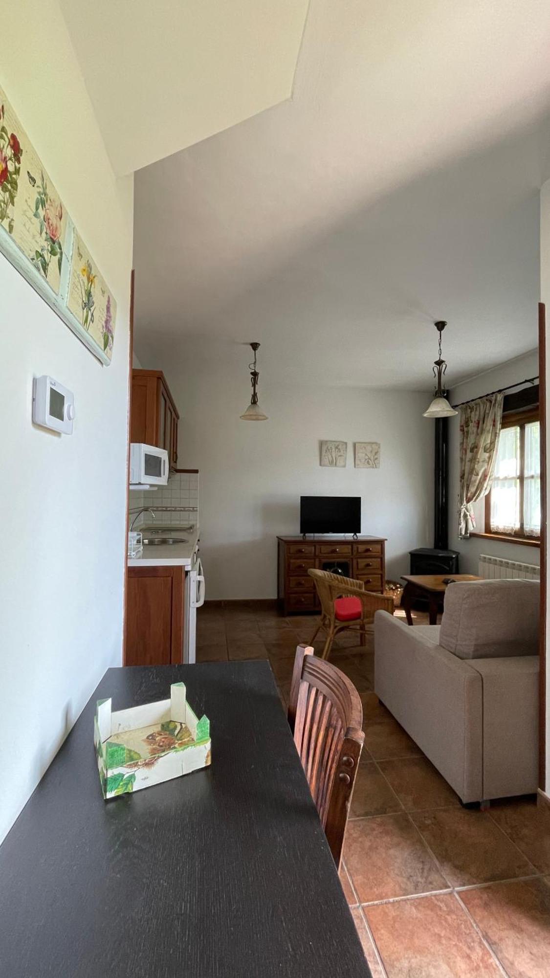 Apartamentos El Picoretu Mestas De Con Exteriér fotografie