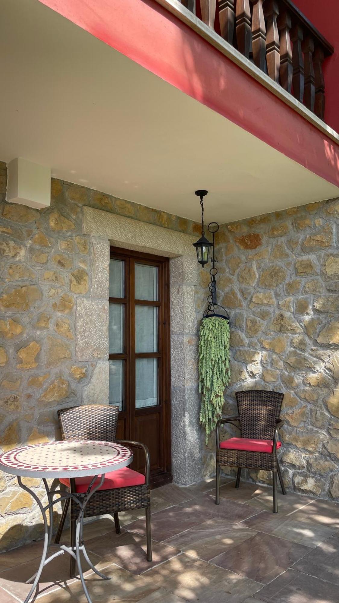 Apartamentos El Picoretu Mestas De Con Exteriér fotografie