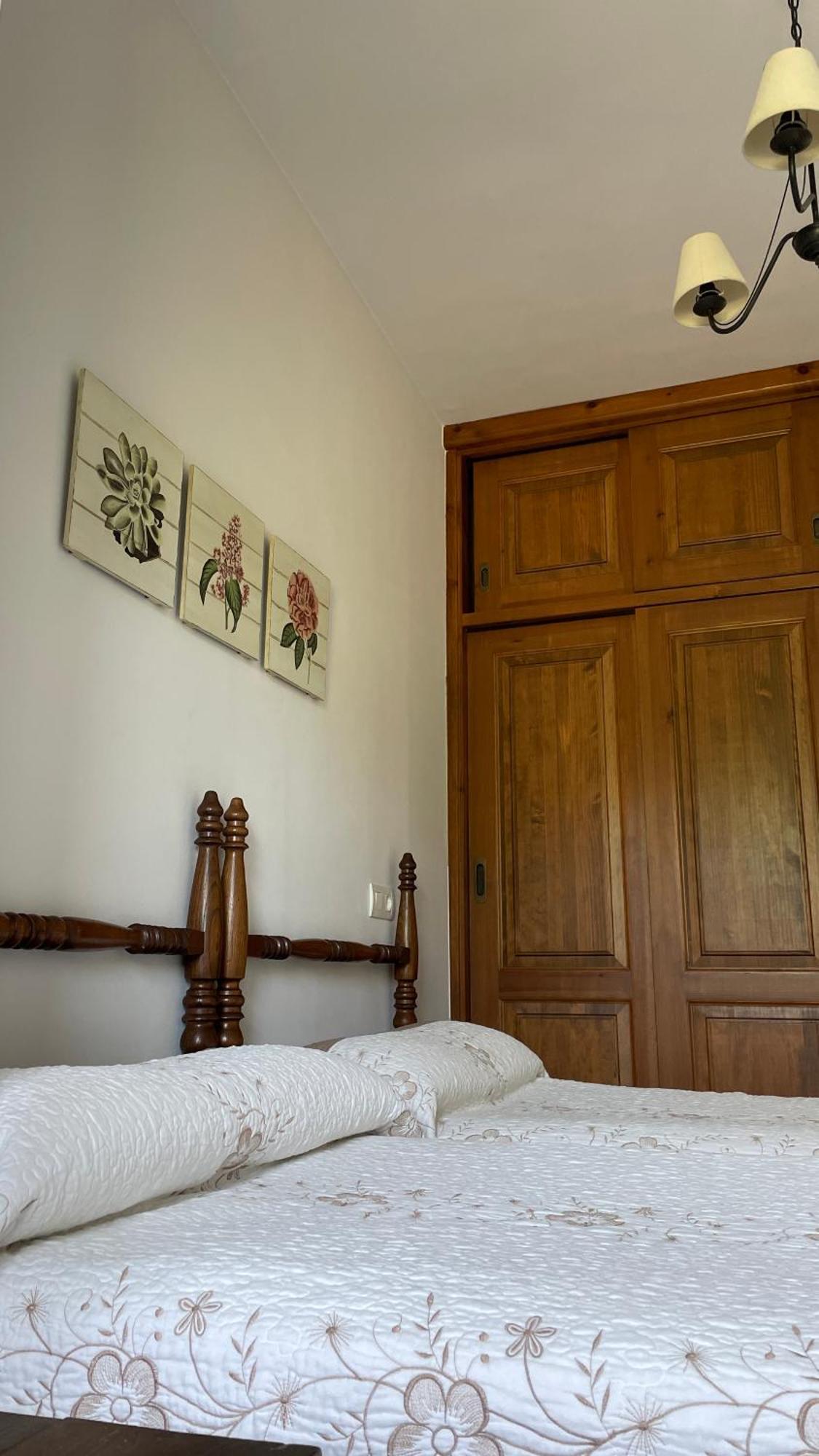 Apartamentos El Picoretu Mestas De Con Exteriér fotografie