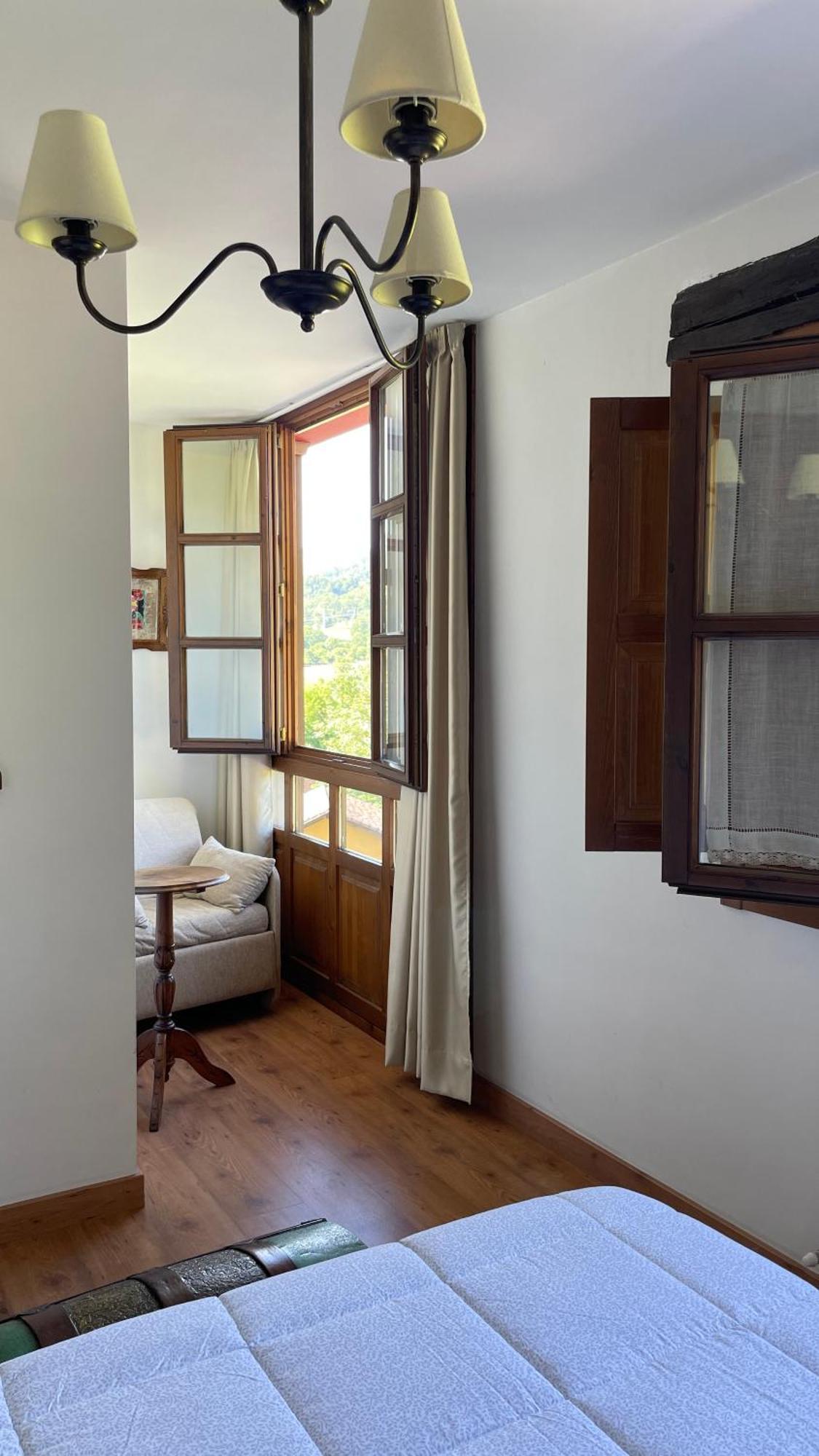 Apartamentos El Picoretu Mestas De Con Exteriér fotografie