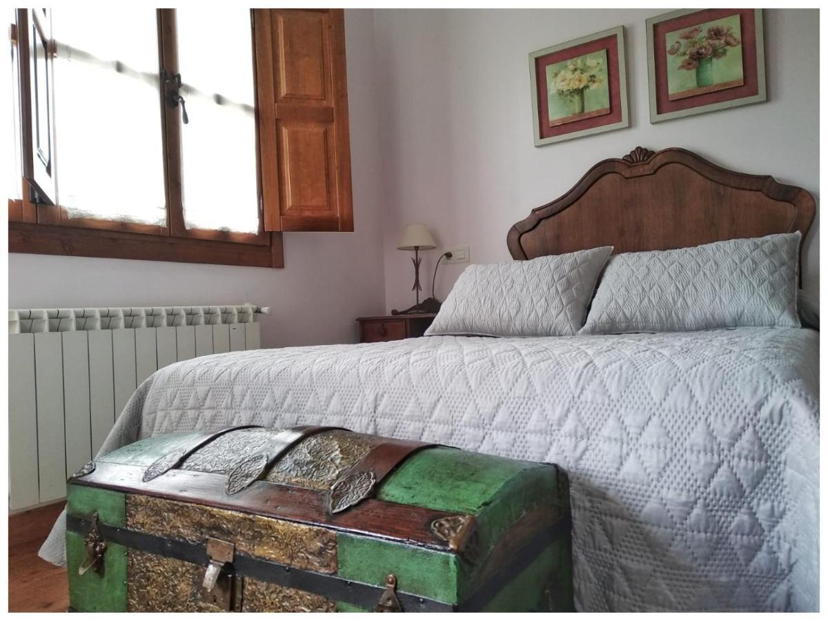 Apartamentos El Picoretu Mestas De Con Exteriér fotografie